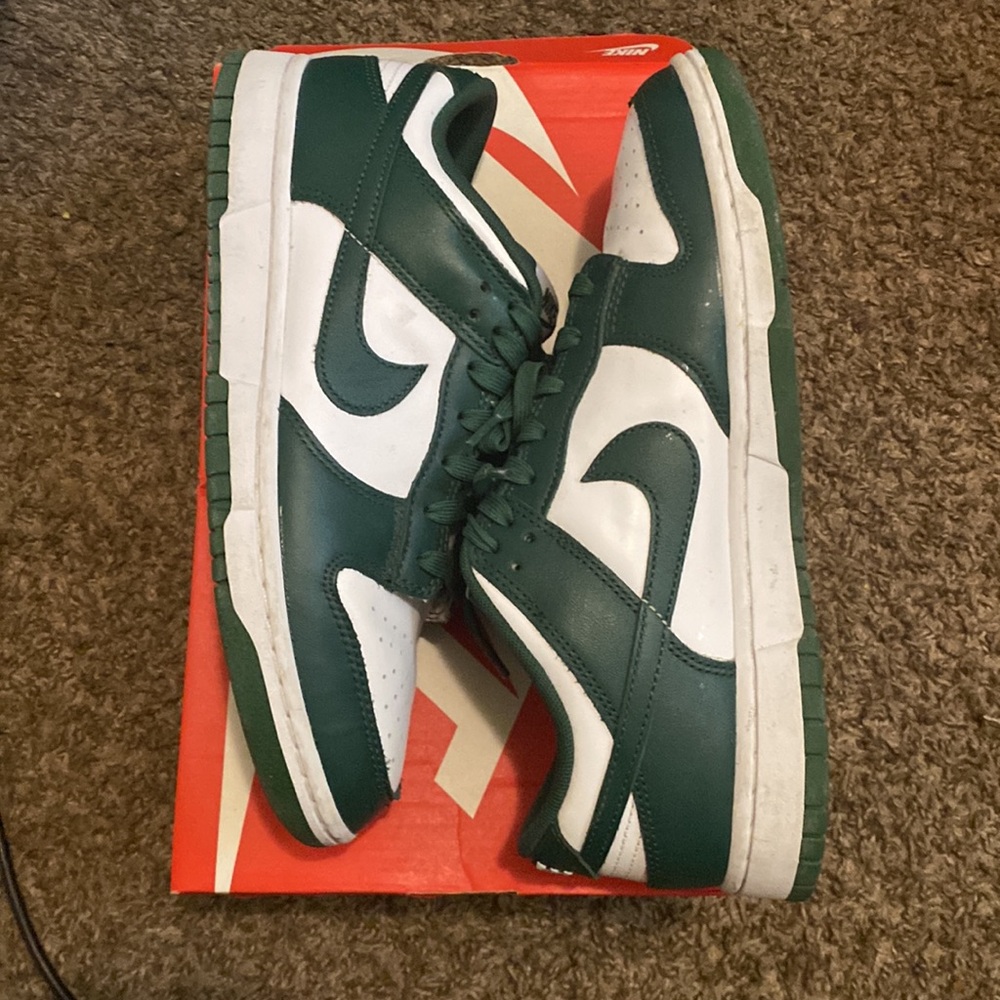 Michigan State Dunks - Picture 2 of 6